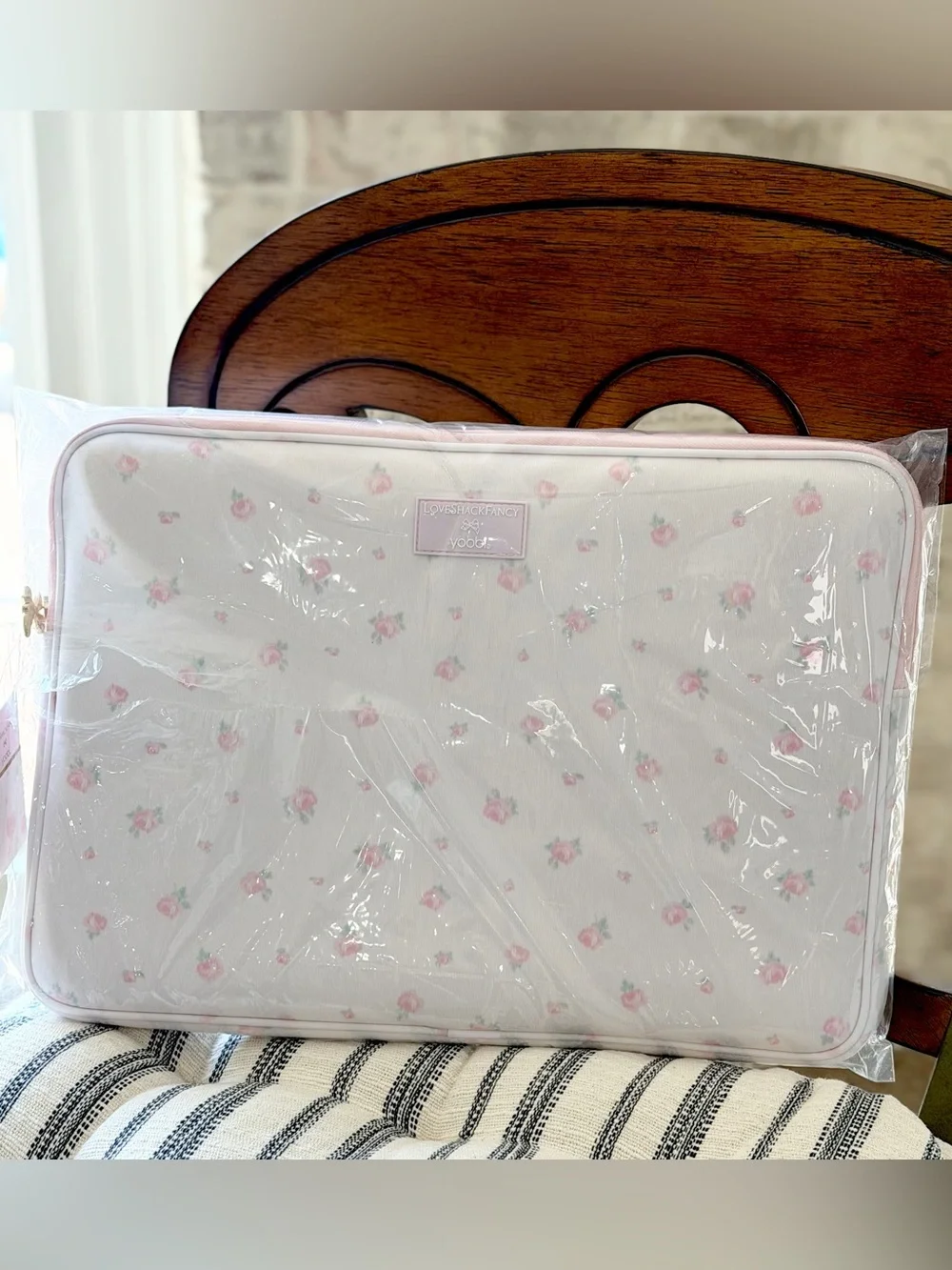 IN HAND LoveShackFancy Yoobi Blooming Heirloom Laptop Sleeve Strawberry Macaroon